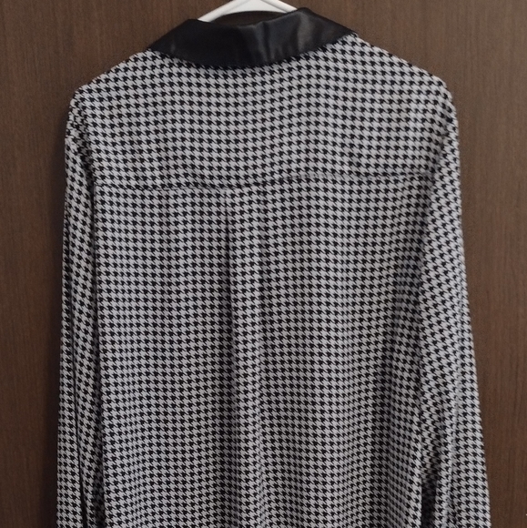 Torrid - Picture 3 of 4